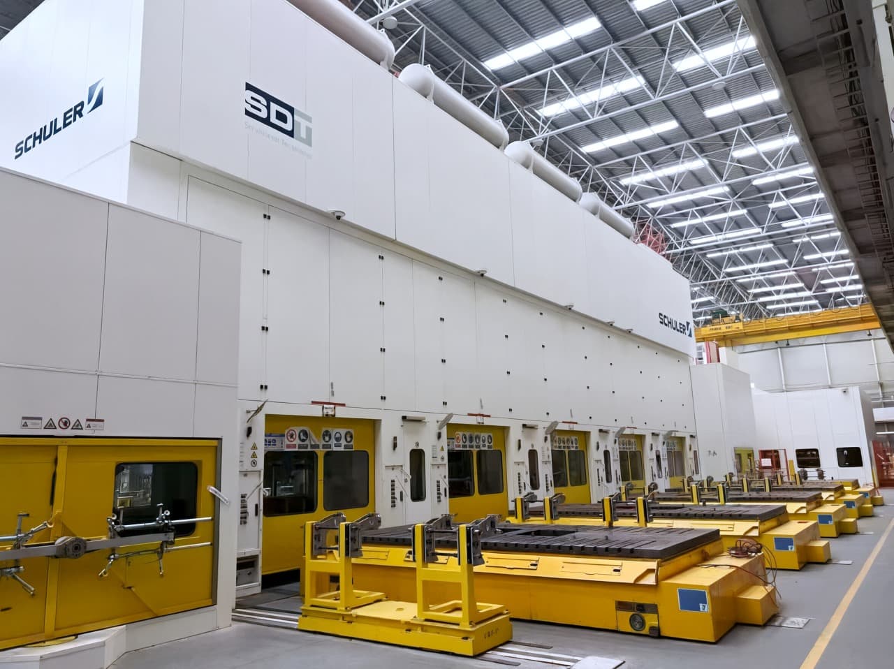 Штамповочная линия Schuler G1 5P/7300 - 7300 тонн