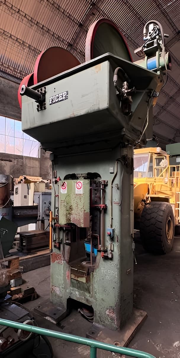 Винтовой пресс Ficep PFS 180 - 325 тонн