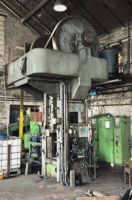 Винтовой пресс Hasenclever FPRN 250 - 630 тонн (Фото 1)