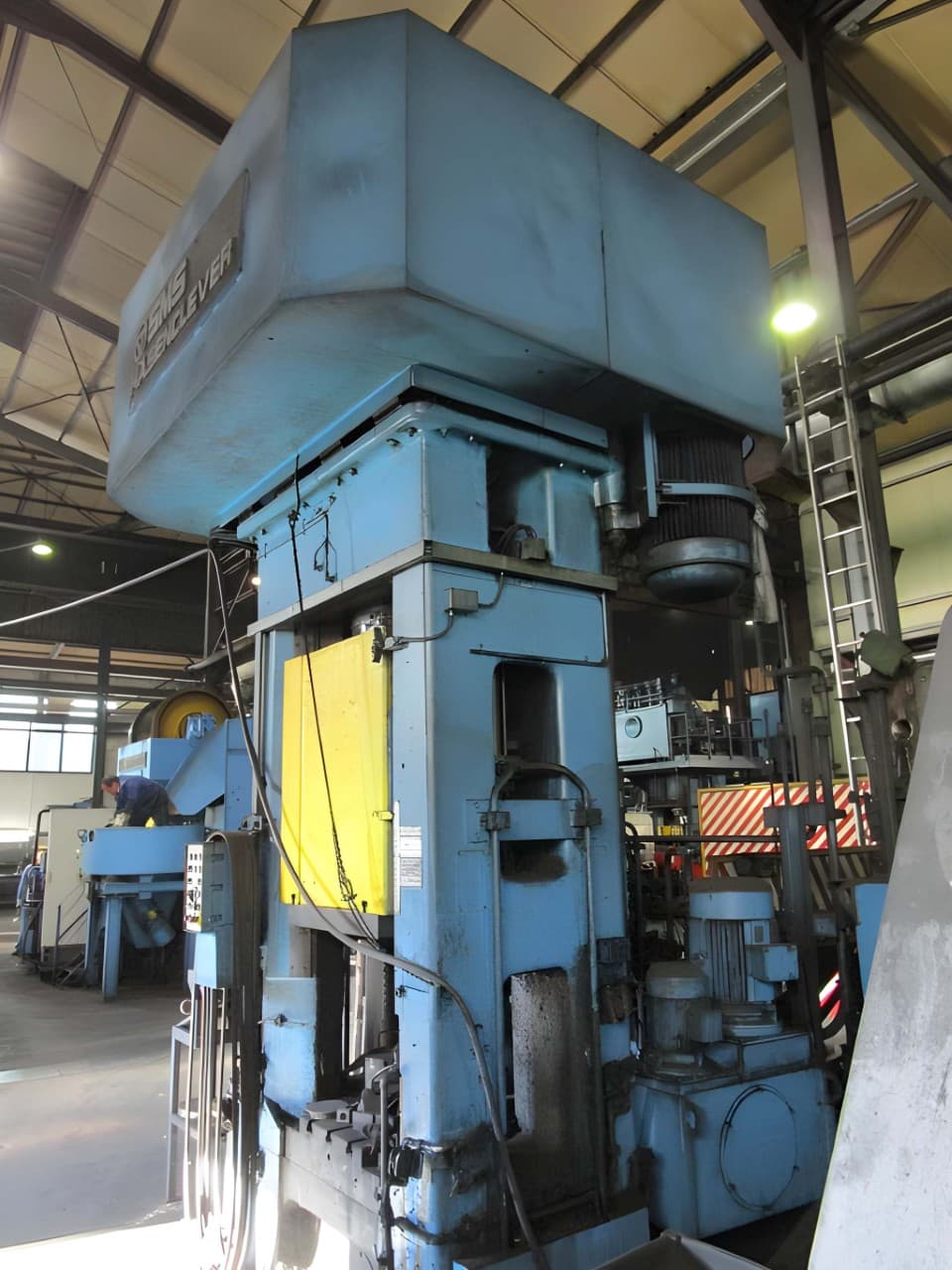 Винтовой пресс SMS Hasenclever SPK 800/820/355/1075 - 800 тонн