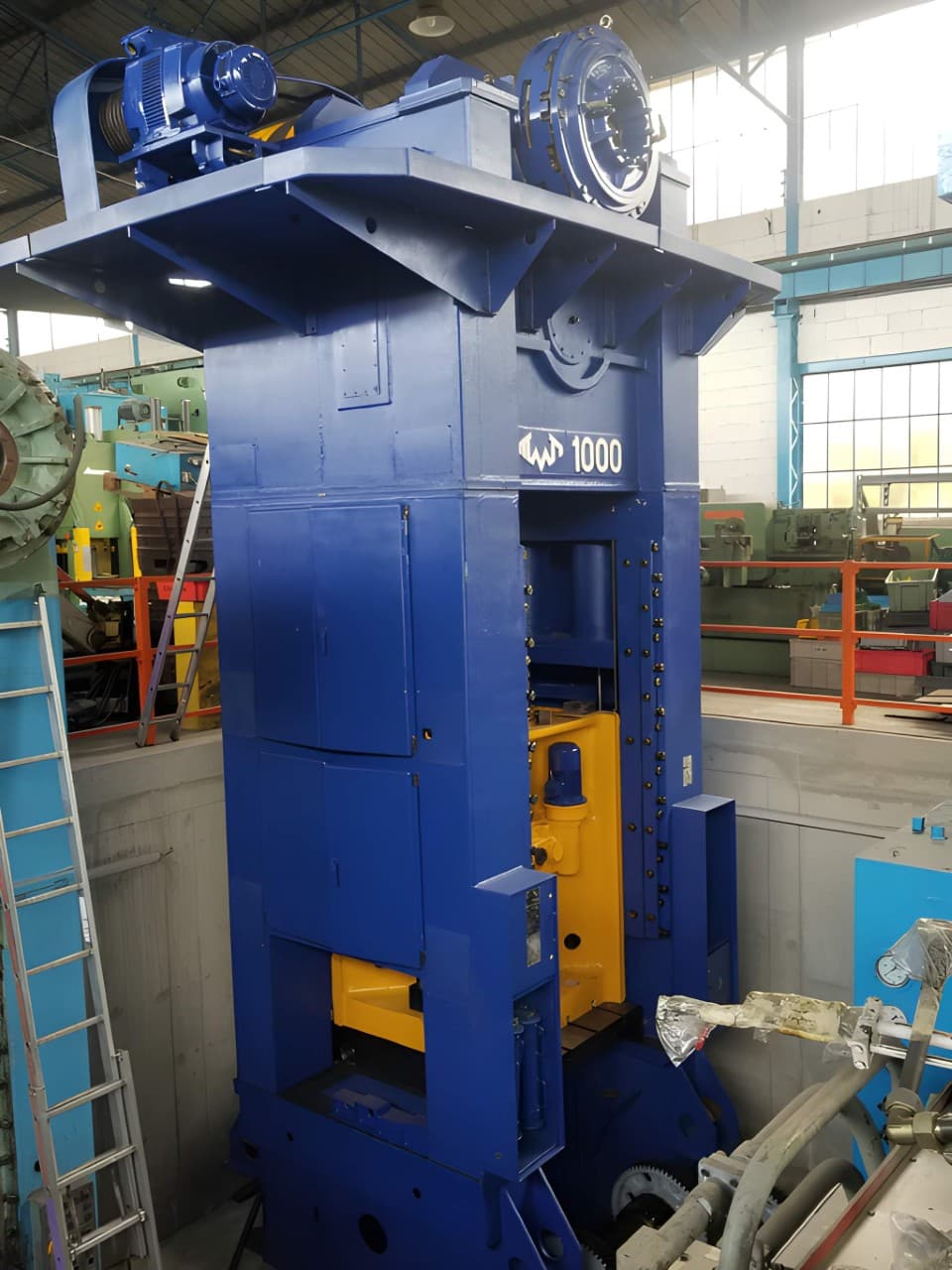 Обрезной пресс TMP Voronezh KA9540 - 1000 тонн