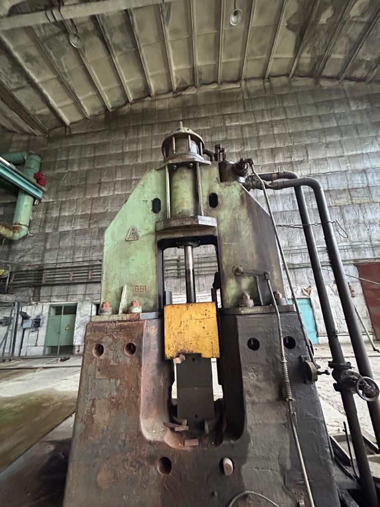 Штамповочный молот Kalinin K05.501 - 40 кДж (ID:76359) - Dabrox.com