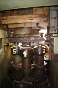 Чеканочный пресс TMP Voronezh K04.127.846 - 4000 тонн (ID:S90505) - Dabrox.com