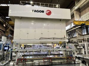 Штамповочный пресс Fagor LE4-2000-6500-2000 - 2400 тонн (ID:S88158) - Dabrox.com