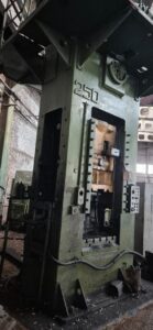Обрезной пресс TMP Voronezh K2534 - 250 тонн (ID:76371) - Dabrox.com
