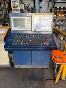 Горячештамповочный пресс Smeral LZK 4000 - 4000 тонн (ID:76418) - Dabrox.com