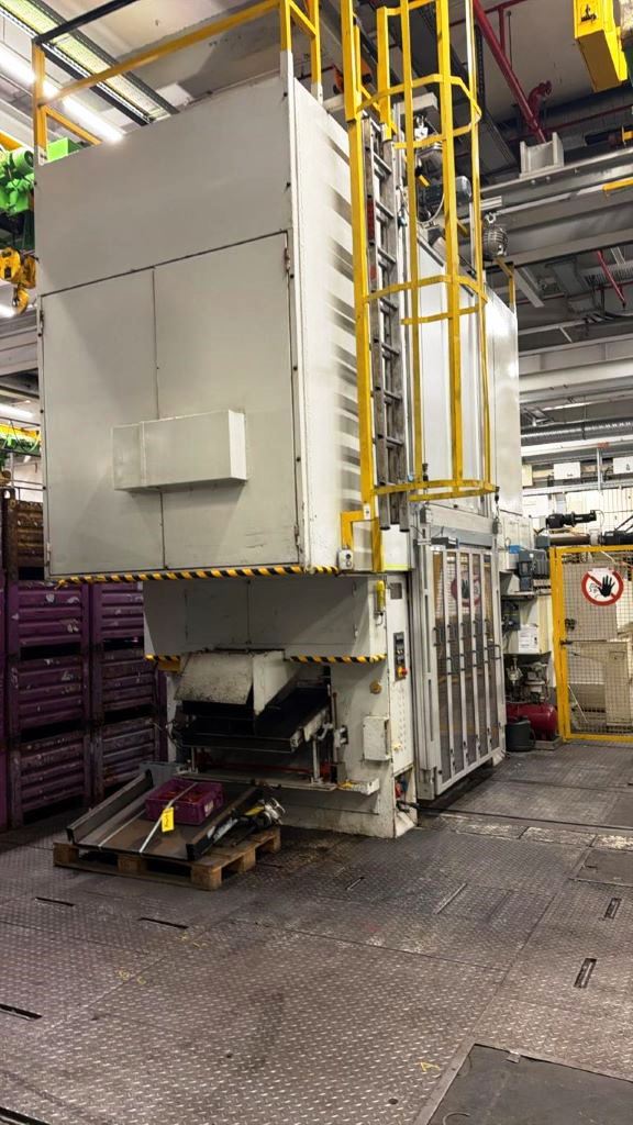 Штамповочный пресс Muller Weingarten HU 2-250 - 250 тонн