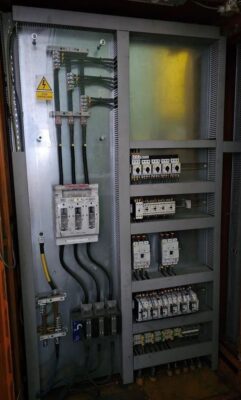 Гидравлический пресс Dieffenbacher P0-F 1250A - 1250 тонн (Фото 2)