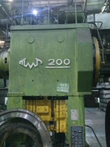 Обрезной пресс TMP Voronezh - 200 тонн