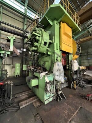 Горячештамповочный пресс TMP Voronezh KG8042 - 1600 тонн (Фото 1)