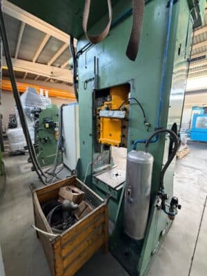Винтовой пресс Gamei PHG 200/315 - 315 тонн (Фото 5)