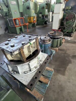 Горячештамповочный пресс Rovetta FO300 - 300 тонн (Фото 1)