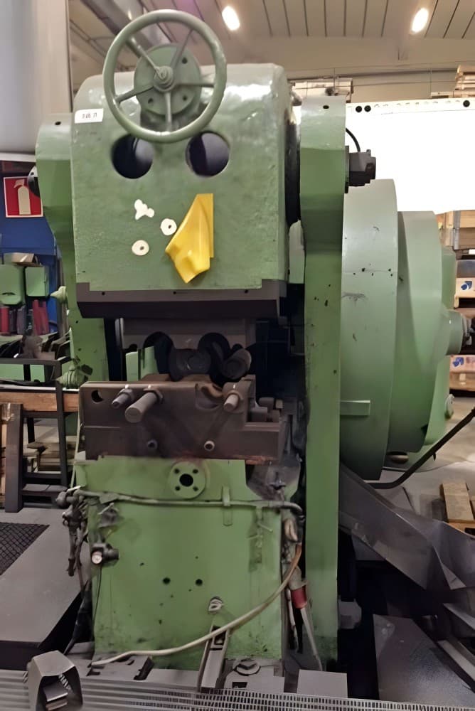 Горизонтально ковочная машина Eumuco SMZ 45 - 450 тонн