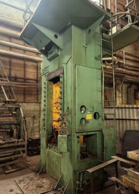 Обрезной пресс TMP Voronezh KA2534 - 250 тонн (Фото 5)