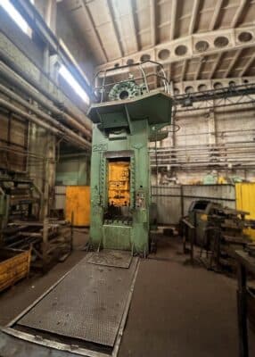 Обрезной пресс TMP Voronezh KA2534 - 250 тонн (Фото 1)