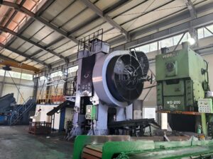 Горячештамповочный пресс TMP Voronezh KB8042 - 1600 тонн (ID:S89629) - Dabrox.com
