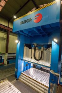 Штамповочный пресс Fagor - 2500 тонн