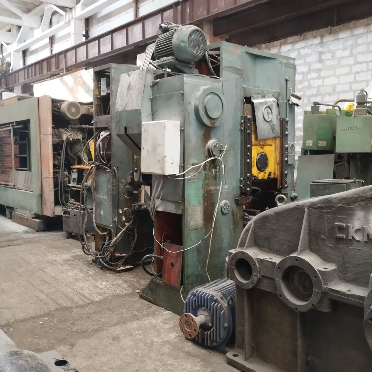 Чеканочный пресс Barnaul KB8336 - 400 тонн