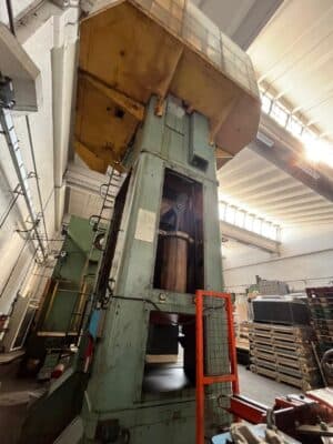 Обрезной пресс TMP Voronezh KB2536 - 400 тонн (Фото 1)