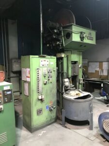 Винтовой пресс Vaccari 6PS - 165 тонн (ID:76313) - Dabrox.com