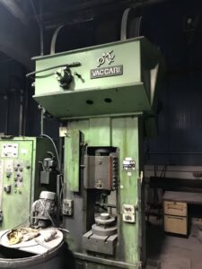 Винтовой пресс Vaccari 6PS - 165 тонн (ID:76313) - Dabrox.com