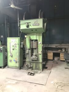 Винтовой пресс Vaccari 6PS - 165 тонн (ID:76313) - Dabrox.com