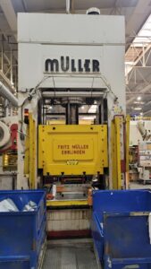 Гидравлический пресс Muller ZE 250/315 - 315 тонн (ID:76141) - Dabrox.com