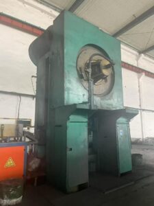 Горячештамповочный пресс Smeral LZK 2500 - 2500 тонн (ID:76311) - Dabrox.com