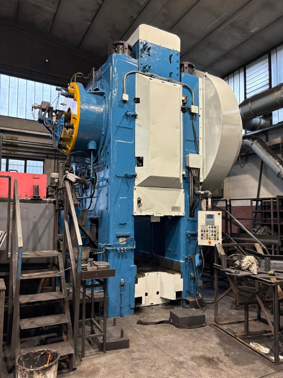 Горячештамповочный пресс Eumuco SP 200 - 2000 тонн
