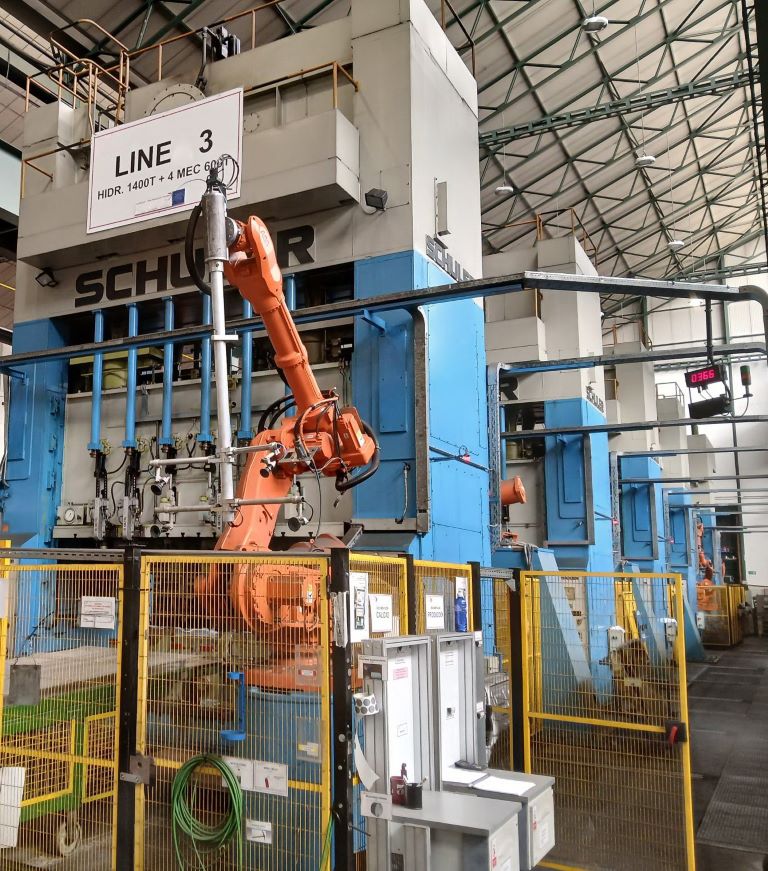 Штамповочная линия Schuler G2 - 3800 тонн (ID:76324) - Dabrox.com