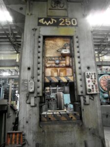 Обрезной пресс TMP Voronezh - 250 тонн