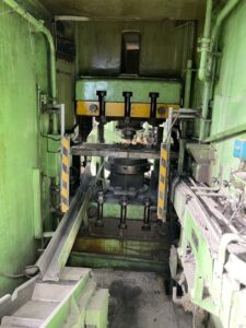 Пресс для холодной ковки Aida PK-200 - 2000 тонн (ID:76330) - Dabrox.com