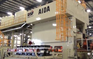 Штамповочный пресс Aida DSF-S4-15000-610-245 - 1500 тонн (ID:75935) - Dabrox.com
