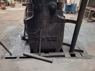 Ковочный молот Huta Zygmunt MPM 1000 - 3600 кгм (Фото 3)