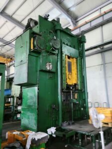 Пресс для холодного выдавливания Barnaul KB0040 - 1000 тонн (ID:76323) - Dabrox.com